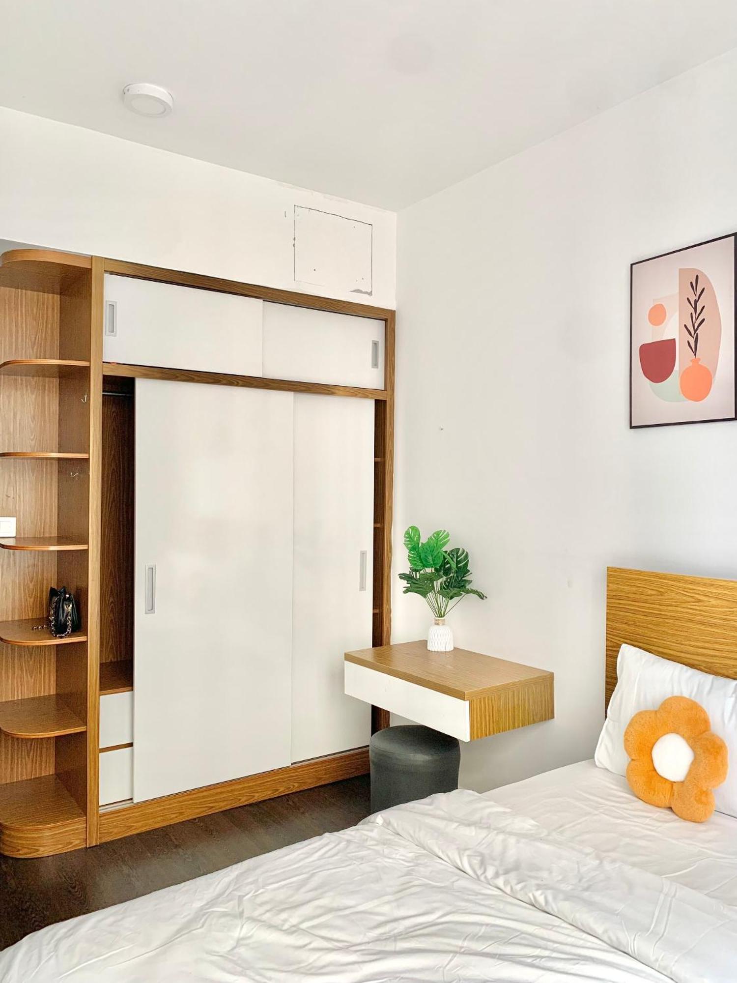 Căn hộ Golden Apartment- In Central-balcony-all New